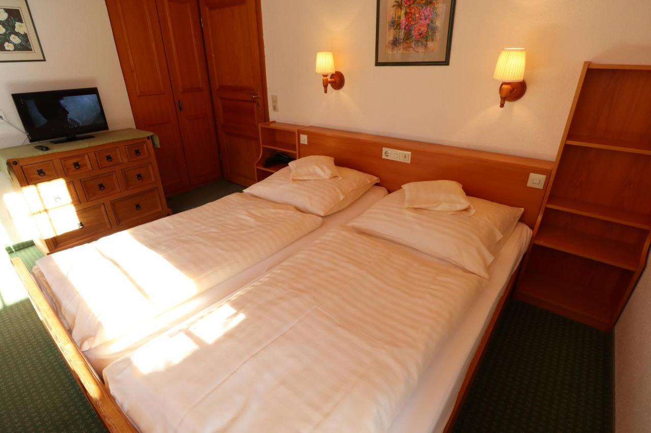 Hoehenpension Glashuette Bed&Breakfast Fruehstueckspension Hotel Garni Bonndorf im Schwarzwald Εξωτερικό φωτογραφία